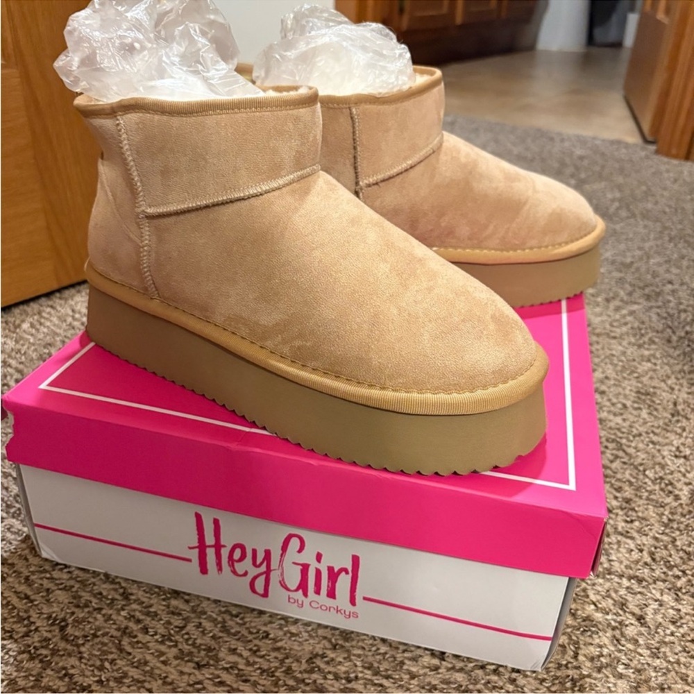 Corkys Tan Platform Ankle Boots